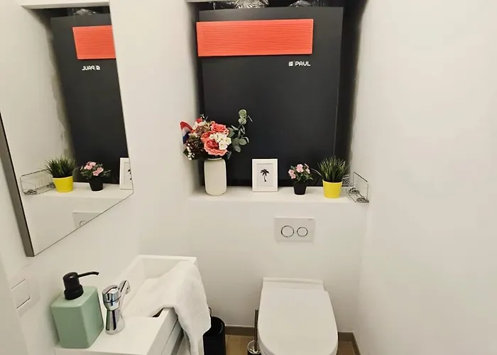 Appartement Cozy 1 Bedroom Flat With Private Terrace *